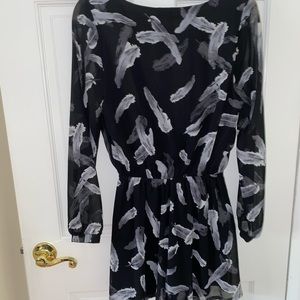Black/gray feathered design romper SIZE XS